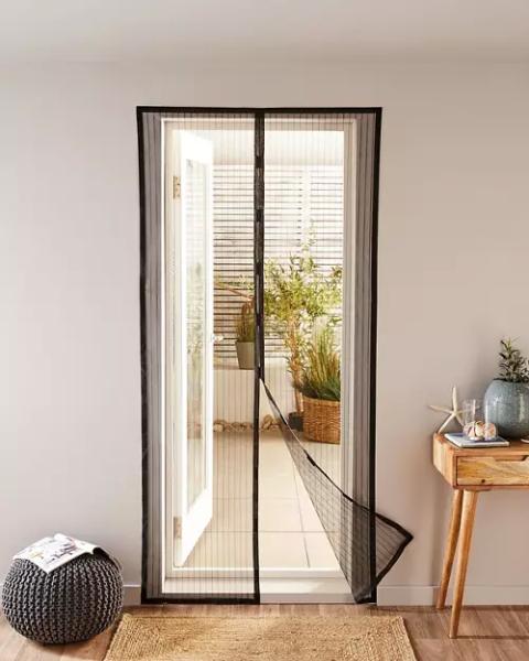 Magnetic Doorway Curtain