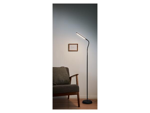 Stojací LED lampa