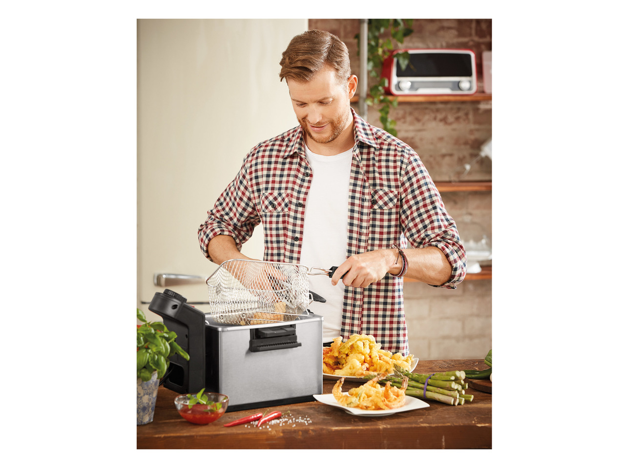 Silvercrest Kitchen Tools Deep-fat Fryer1