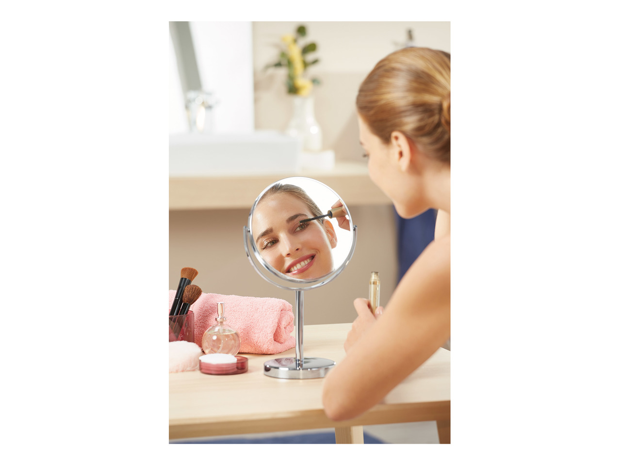 Miomare Cosmetic Mirror1