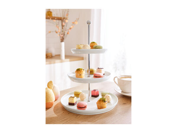 Ernesto Tiered Cake Stand