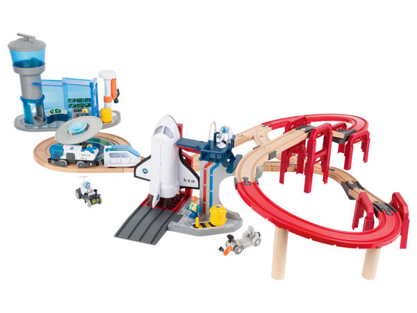 Train Set Space Station