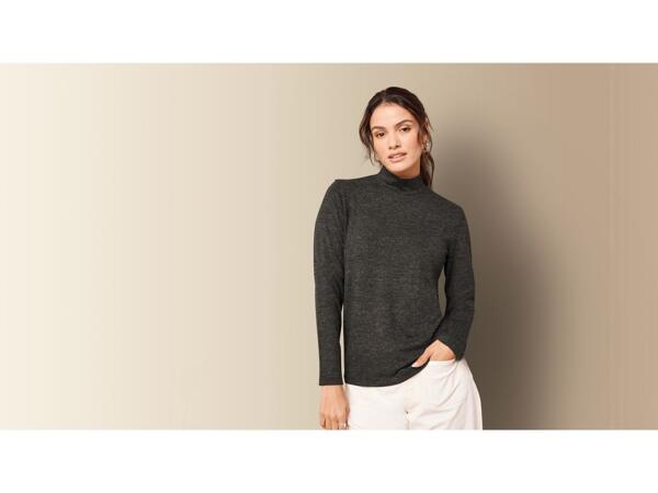 Ladies' ribbed turtleneck top