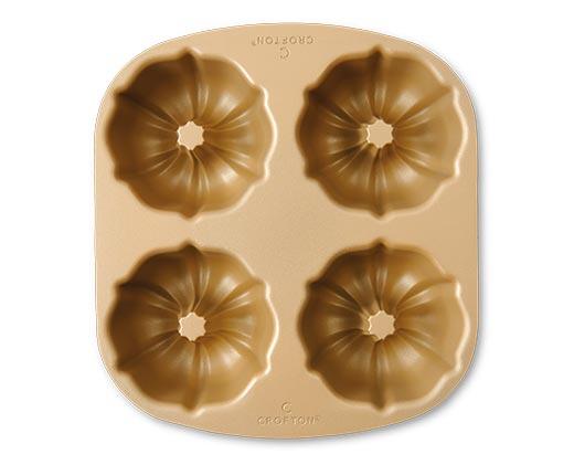 Crofton 
 Bundt Cake Pans
