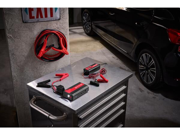Car & Motorcycle Battery Charger