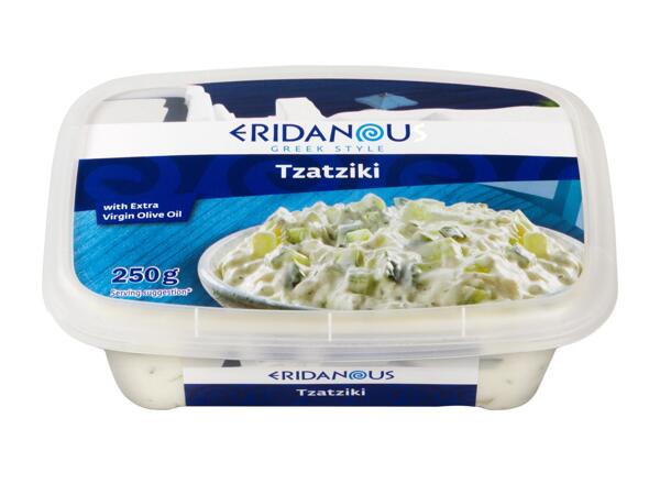 TZATZIKI SALÁT