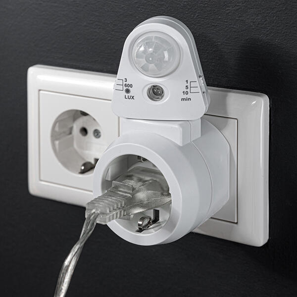 Steckdosenadapter