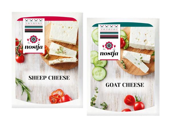 Ziegen- oder Schafskäse