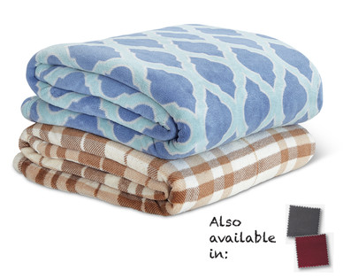 Huntington Home Microplush Sherpa Throw