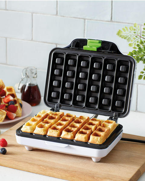 Ambiano Waffle Maker 900W
