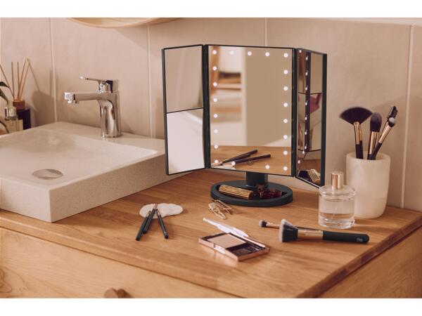 LED Make-up Mirror