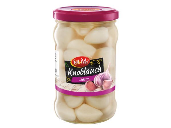 Eingelegte Knoblauchzehen