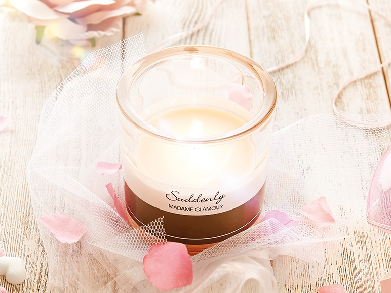 Candela profumata in bicchiere di vetro Madame Glamour