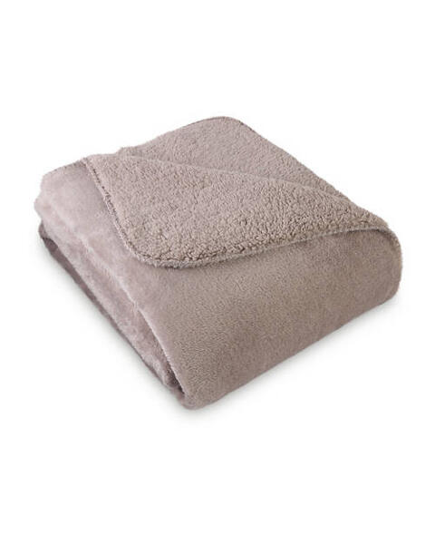 Sherpa Fleece Throw