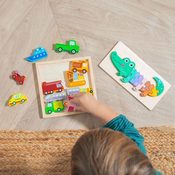 PLAYLAND(R) 				Puzzle en bois