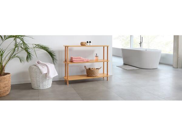 Shelving Unit wit 3 shelves