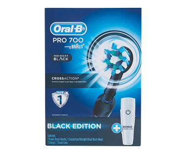 ORAL-B Pro 700 CrossAction Toothbrush