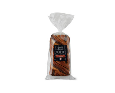 Specially Selected Chocolate Lovers or Cinnamon Brioche
