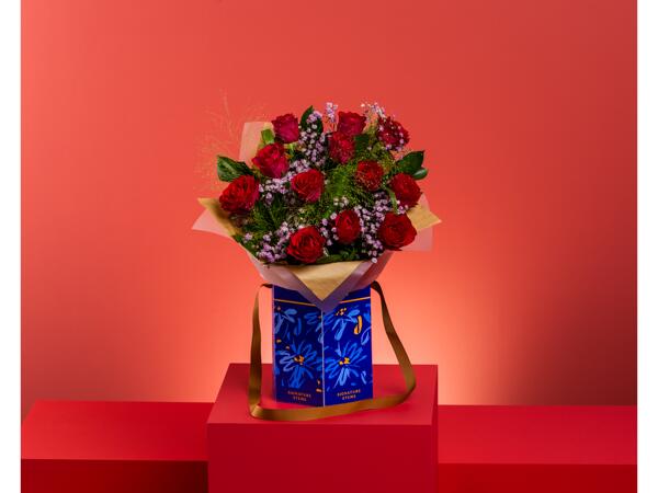 Valentine's Hat Box Bouquet