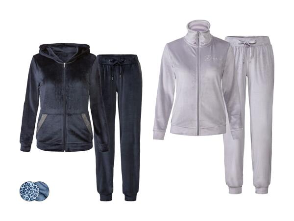 Ensemble en velours