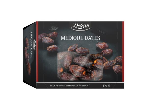 Medjoul dates
