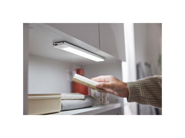 Cordless Under-Cabinet Light