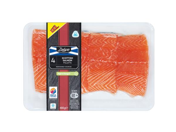 Lighthouse Bay 4 Salmon Fillets