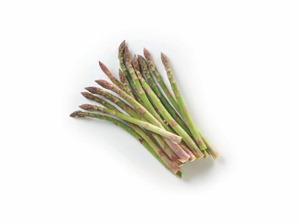Green asparagus tips