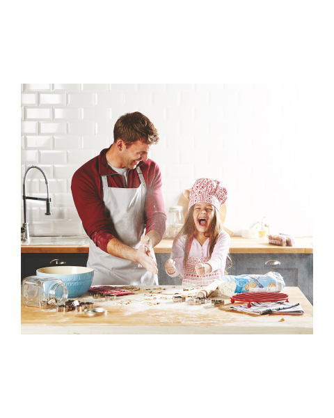 Crofton Festive Cookie Cutters Set