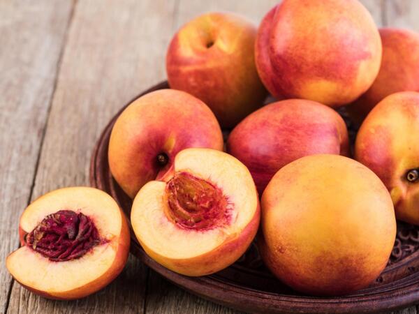 2kg Case Nectarines
