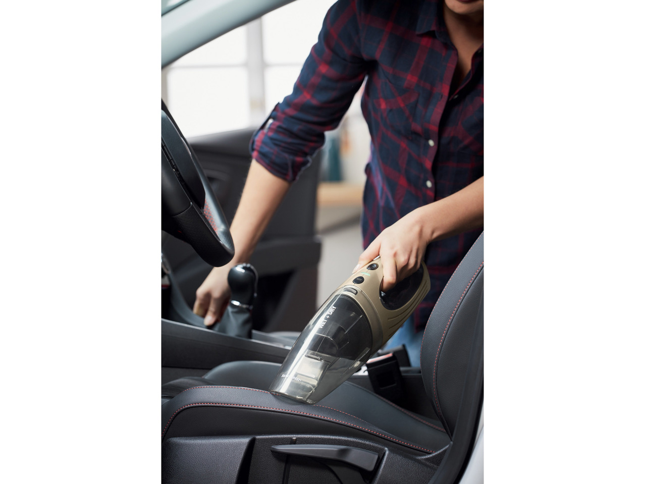 Hand-Held Vacuum Cleaner