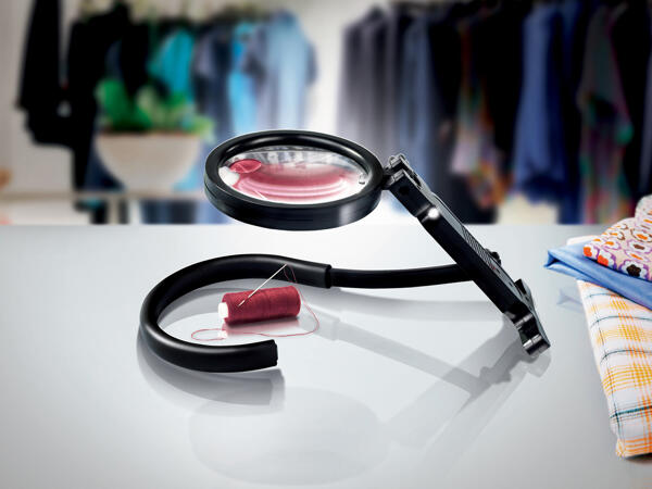 Magnifying Lens