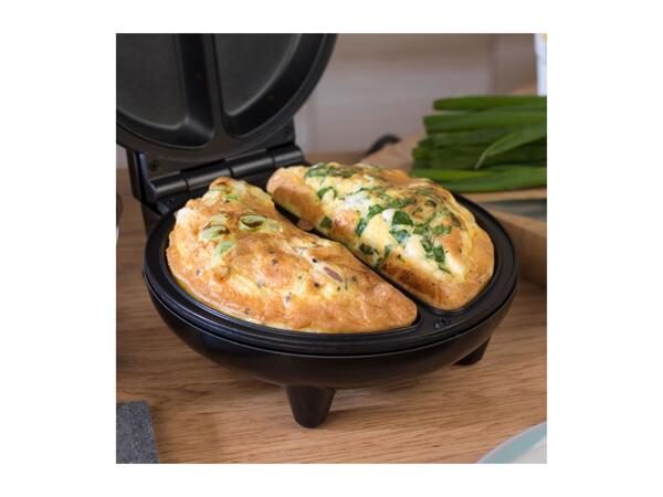 Salter Omelette Maker