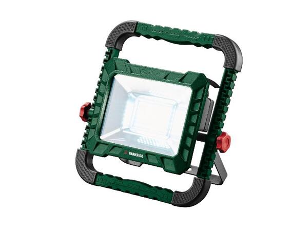 Pracovní LED reflektor PASL 44 A1