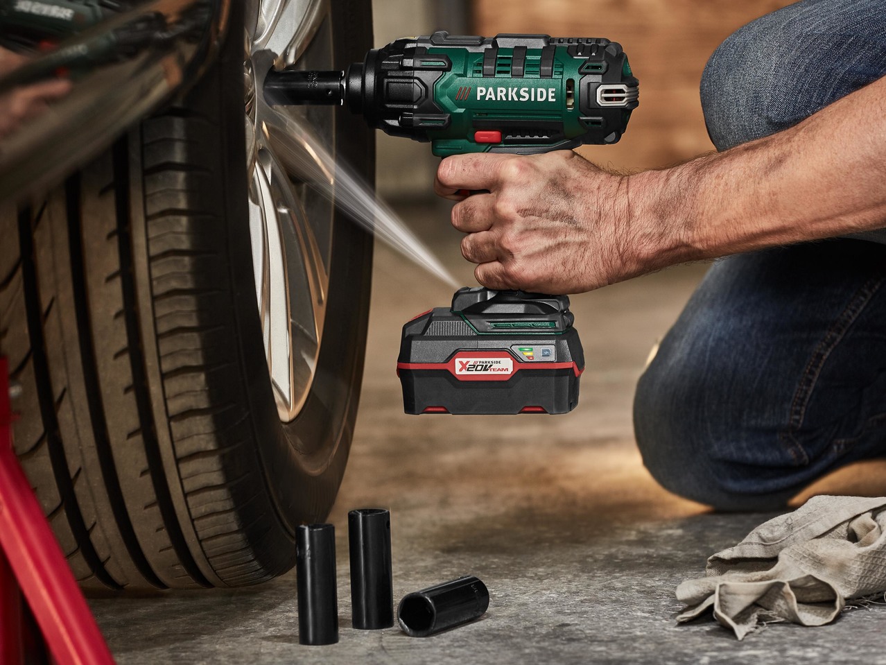 Cordless Vehicle Impact Wrench