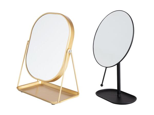Miroir grossissant