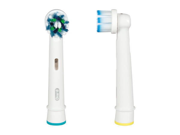 Oral-B Pro 2 2500 Electric Tooth brush with Travel Case