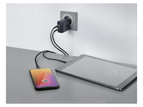 Duální USB nabíječka 20 W, USB-C, USB-A