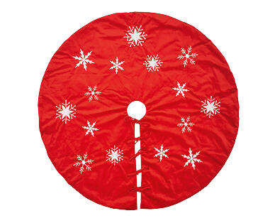 Natural Look Tree Skirt