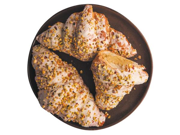 Premium croissant s pistáciovou náplní