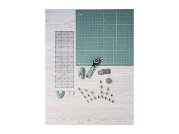 Crelando Cutting Mat with Accessories