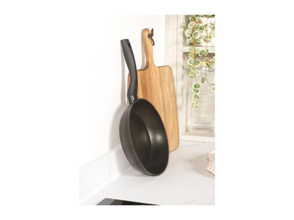 Russell Hobbs 28cm Frying Pan