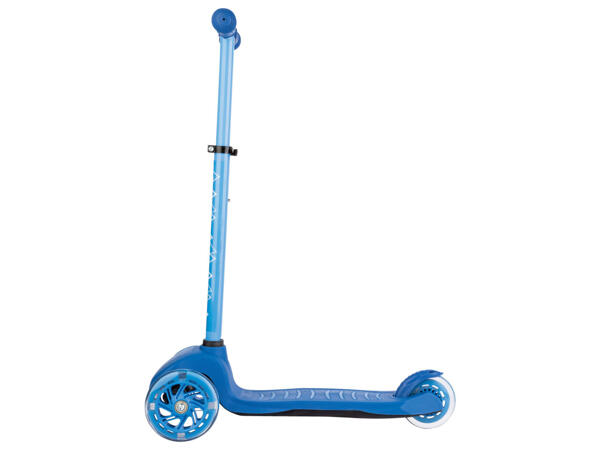 Scooter With LED Wheels