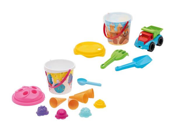 Sandlegetøj med spand