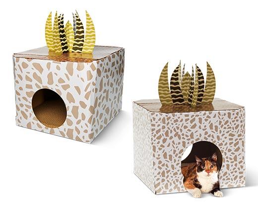 Heart to Tail Cat Scratching Playhouse