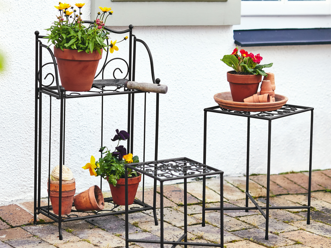 Supports pour plantes en métal