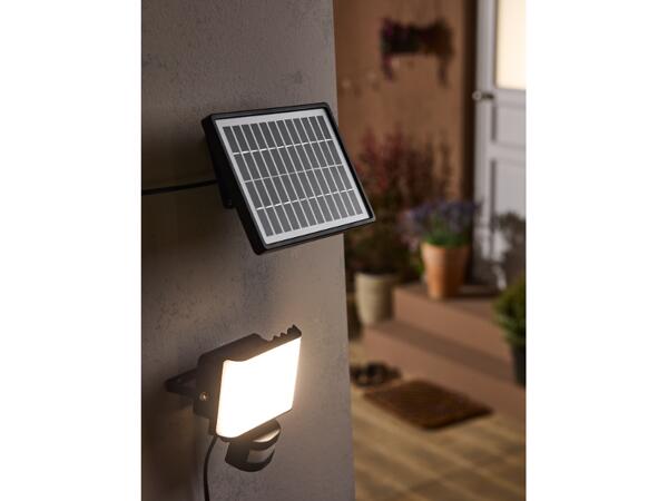 LED Solar Light with Motion Detector