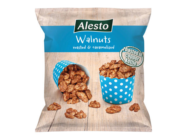 Nuts and toasted seeds mix