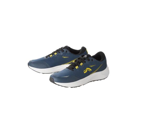 Men's running shoes
