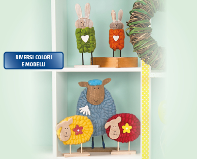 Figure primaverili di legno con lana